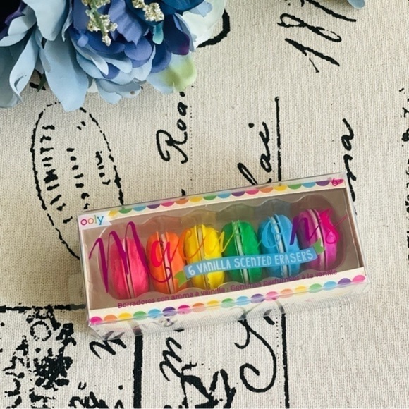 🏷️ 4/$25 NWT Set of 6 Vanilla Scented Macarons Erasers - Picture 5 of 7